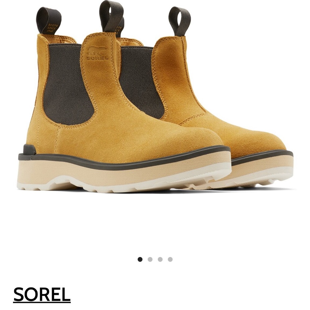 Sorel women’s Hi-Line Chelsea Boot